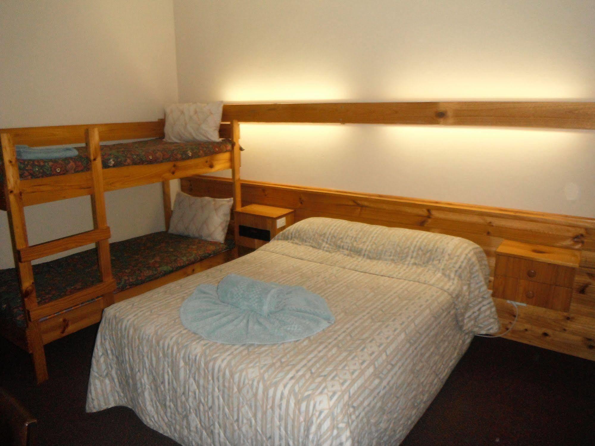 Coomacountry Club Motor Inn Экстерьер фото